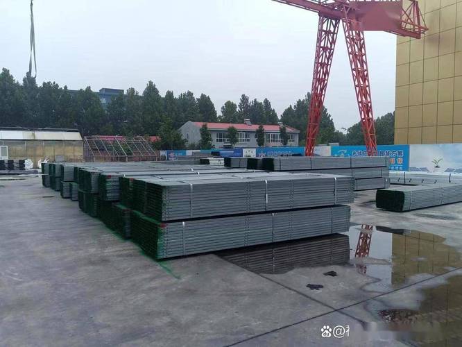 神龙拜耳光伏支架钢 铸就绿色能源的钢铁脊梁